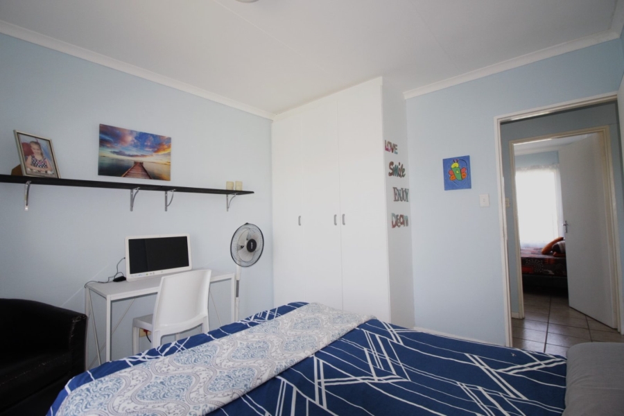 3 Bedroom Property for Sale in Wavecrest Eastern Cape